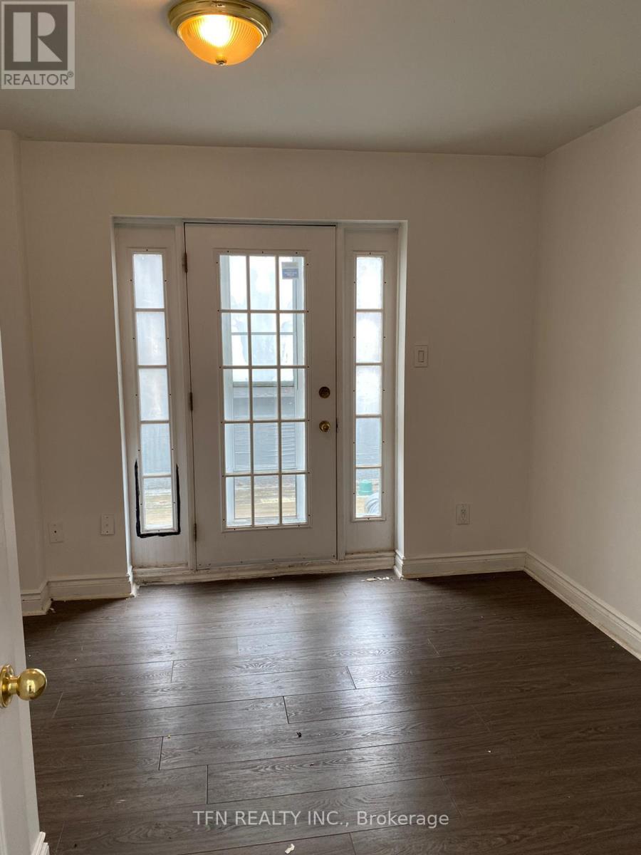 384 QUEEN STREET E
