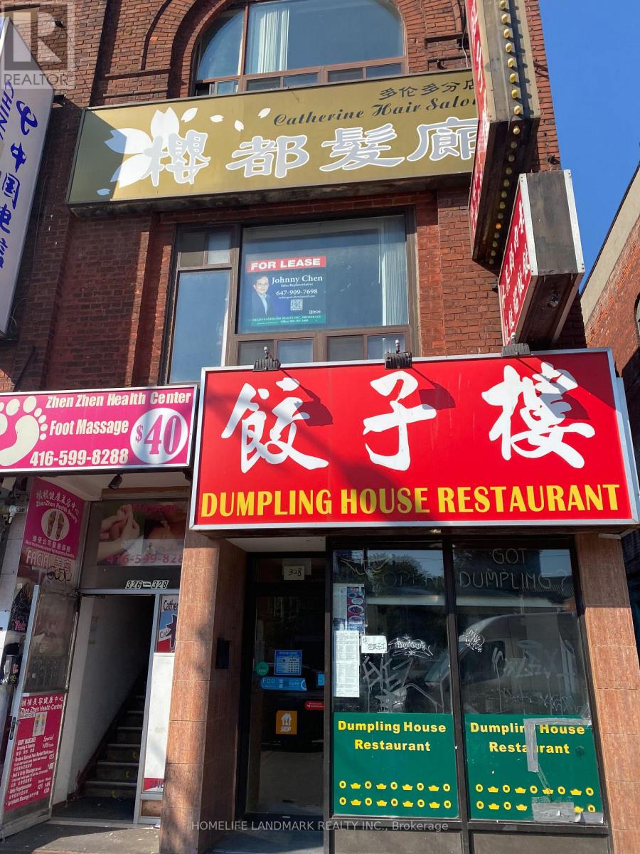 2 – 328 SPADINA AVENUE