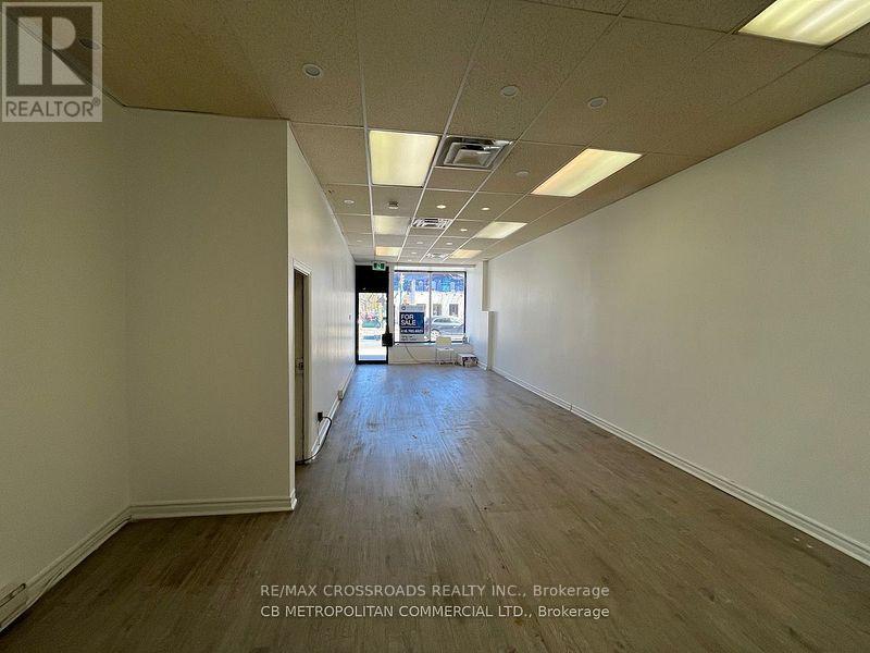 402 SPADINA AVENUE