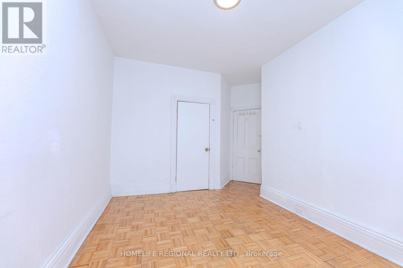 2ND FLOOR – 1573 DUNDAS STREET W