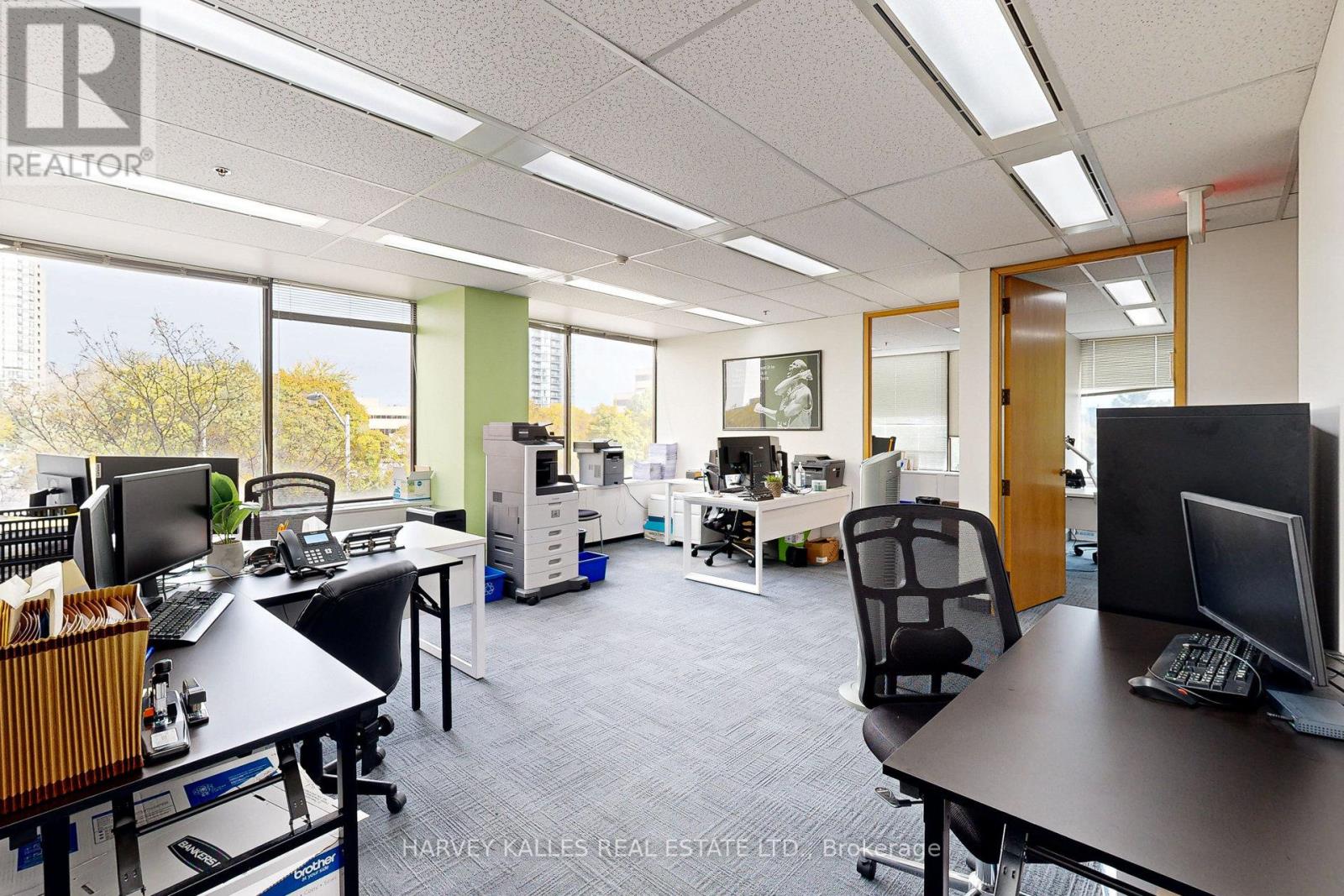 302 – 45 SHEPPARD AVENUE E