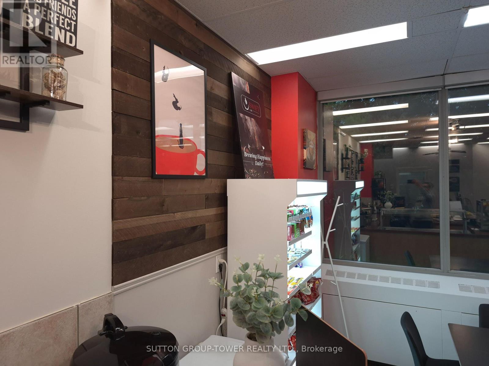 101 – 245 FAIRVIEW MALL DRIVE