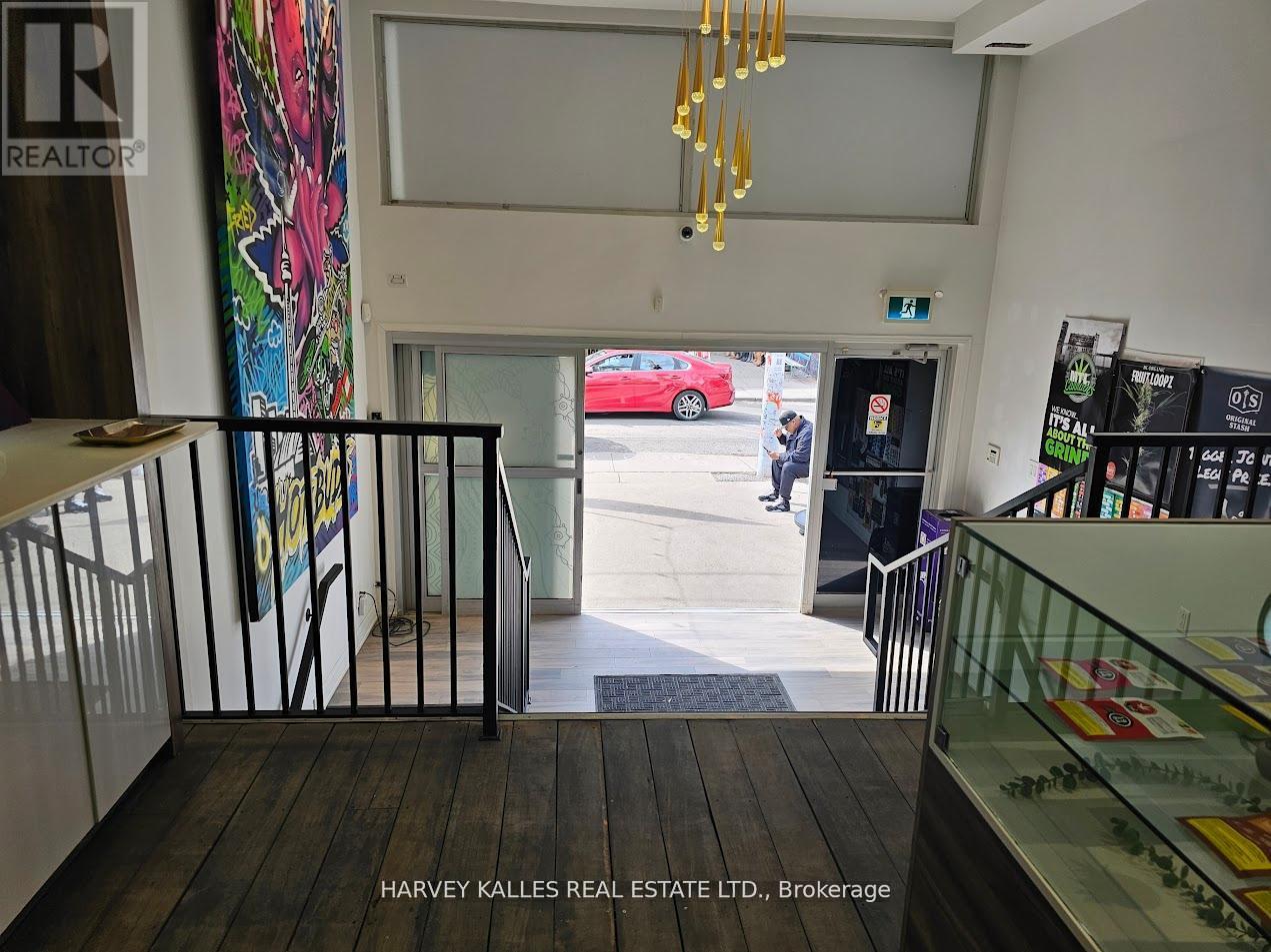 MAIN – 25 KENSINGTON AVENUE
