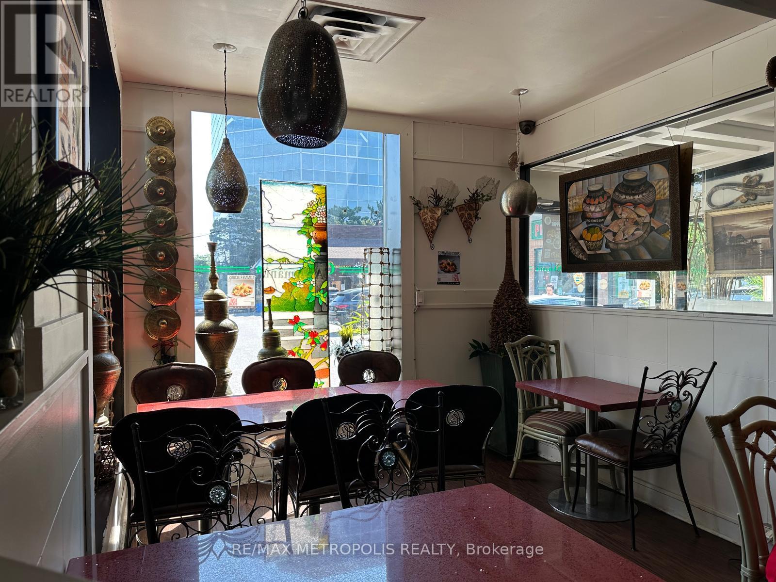 1 – 879 YORK MILLS ROAD