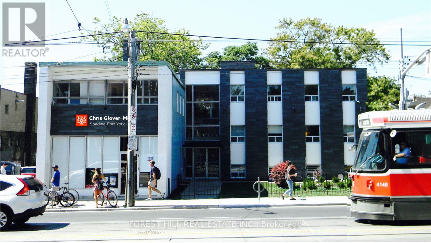 200 – 226 BATHURST STREET