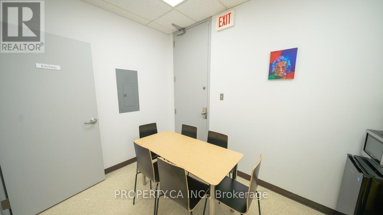 204 – 716 GORDON BAKER ROAD