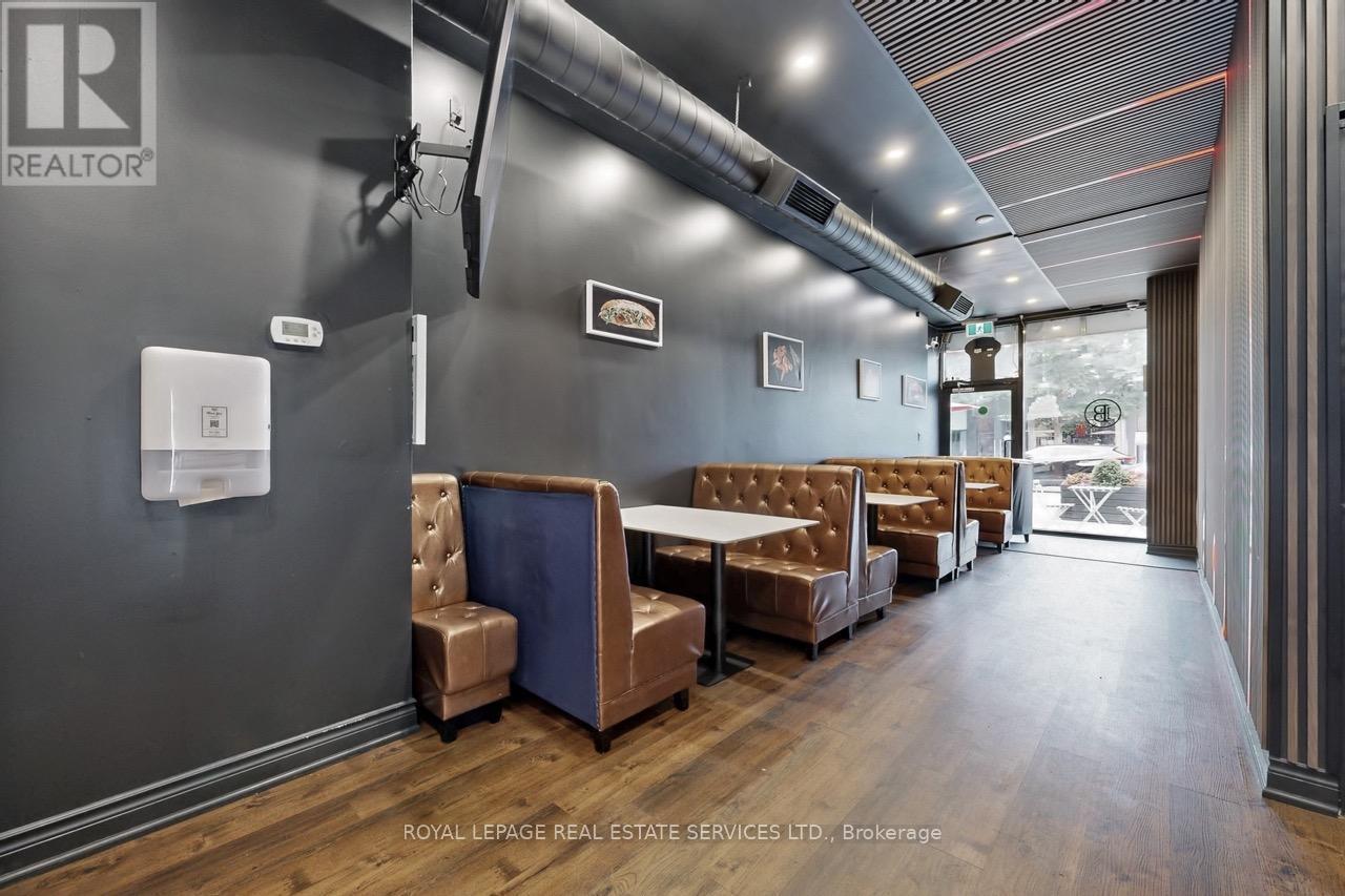 914 BLOOR STREET W