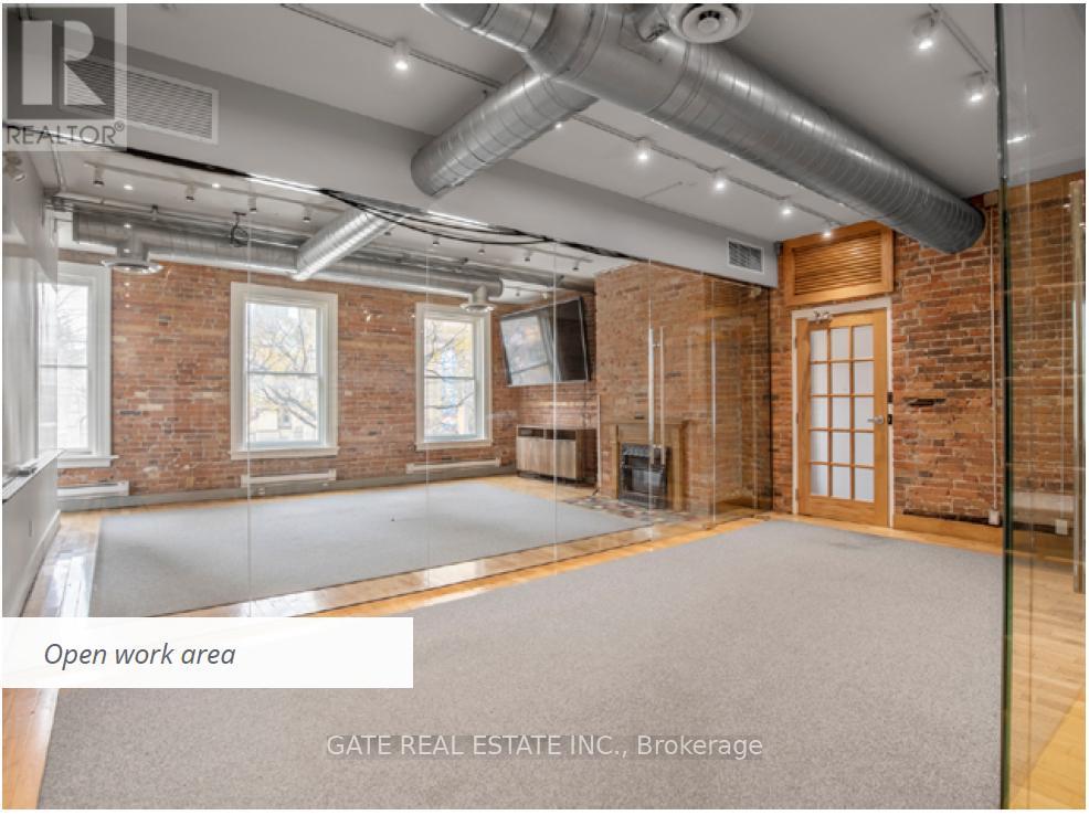 107 KING STREET E