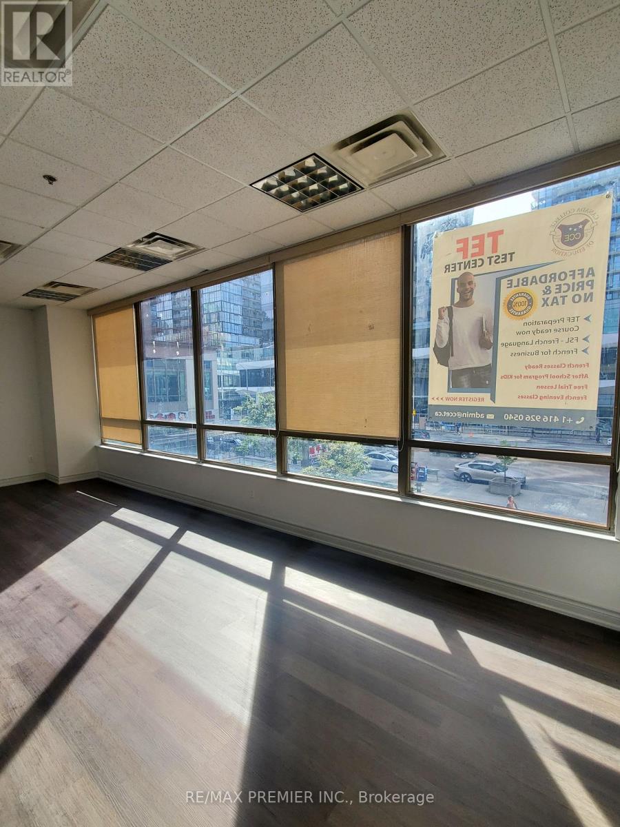 203B – 5231 YONGE STREET