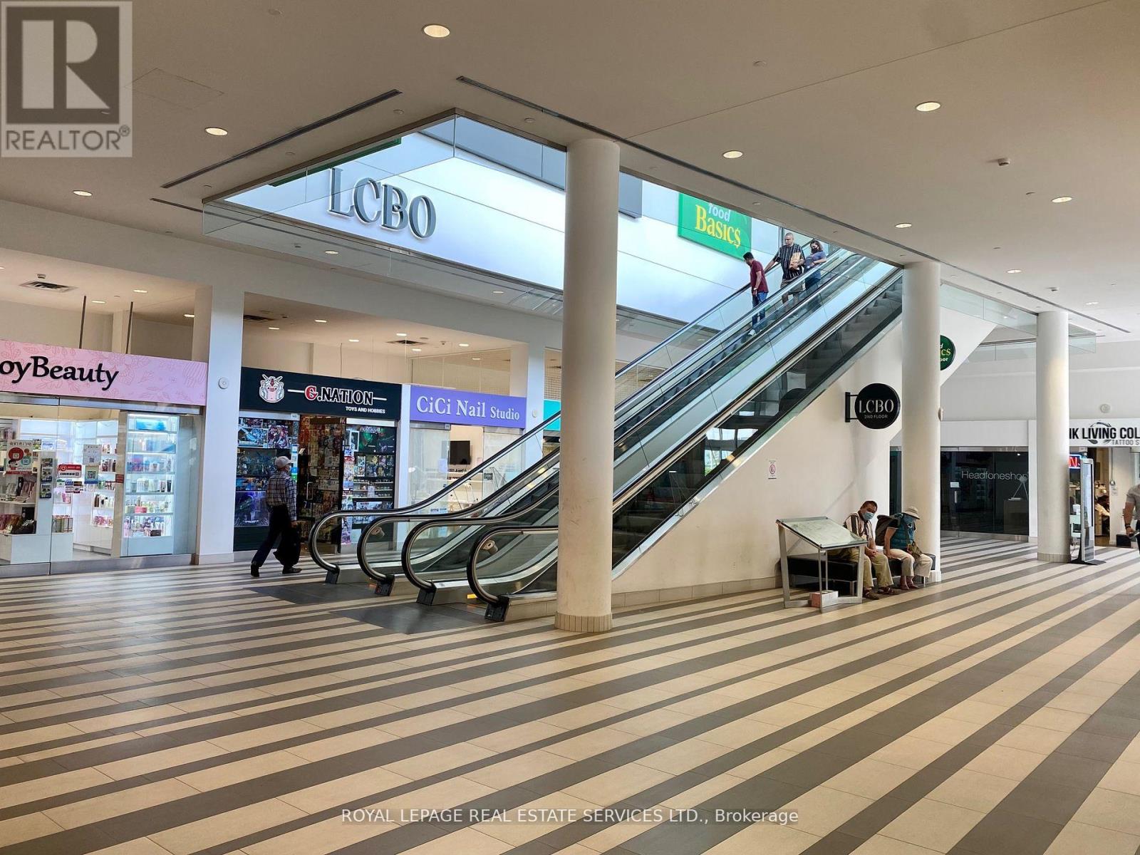 144 – 4750 YONGE STREET