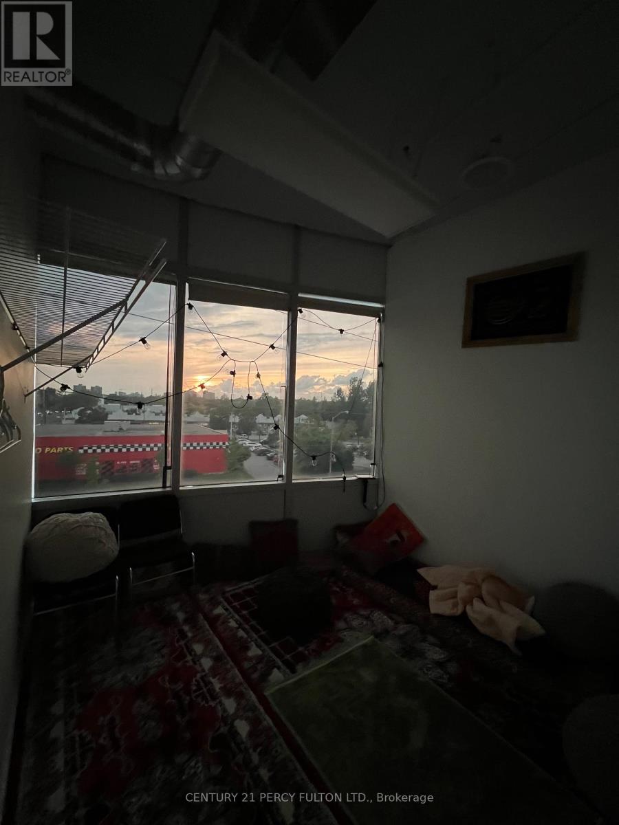 367A&B – 4438 SHEPPARD AVENUE E
