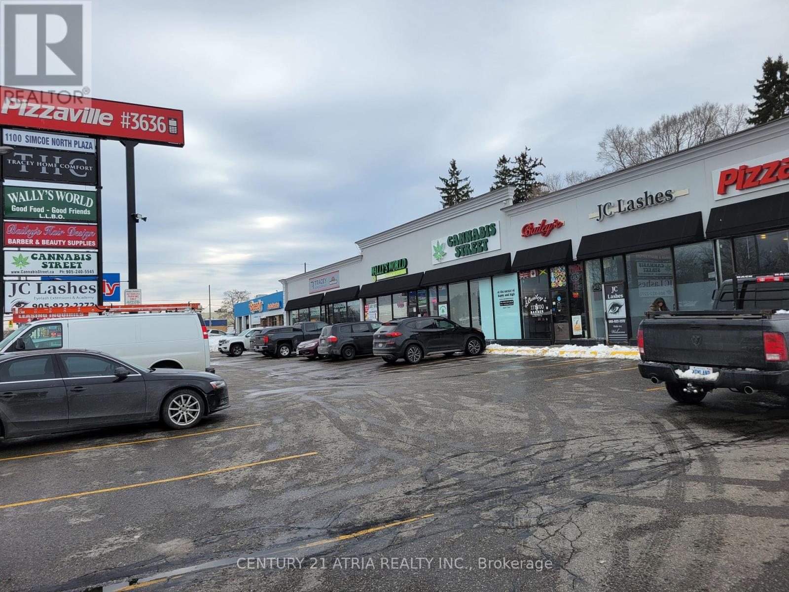 1 – 1100 SIMCOE STREET N