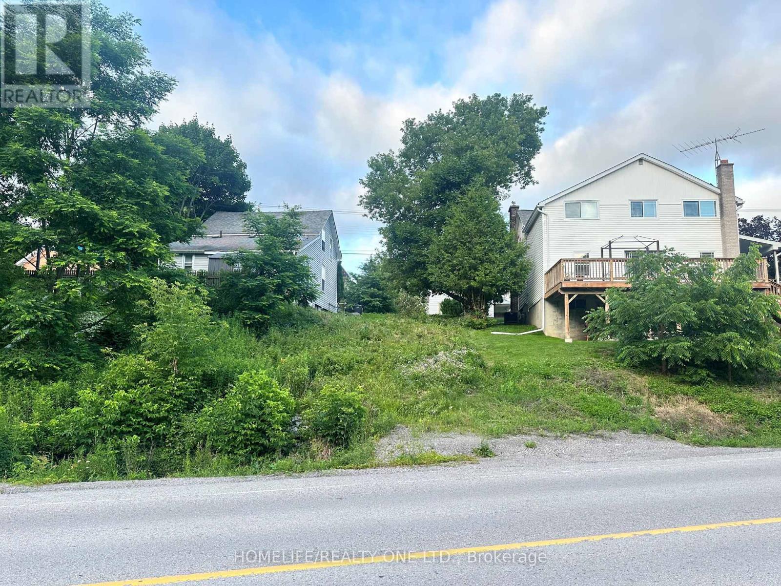 16 MILL STREET