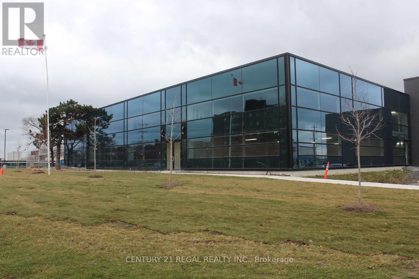 201 – 1550 BIRCHMOUNT ROAD