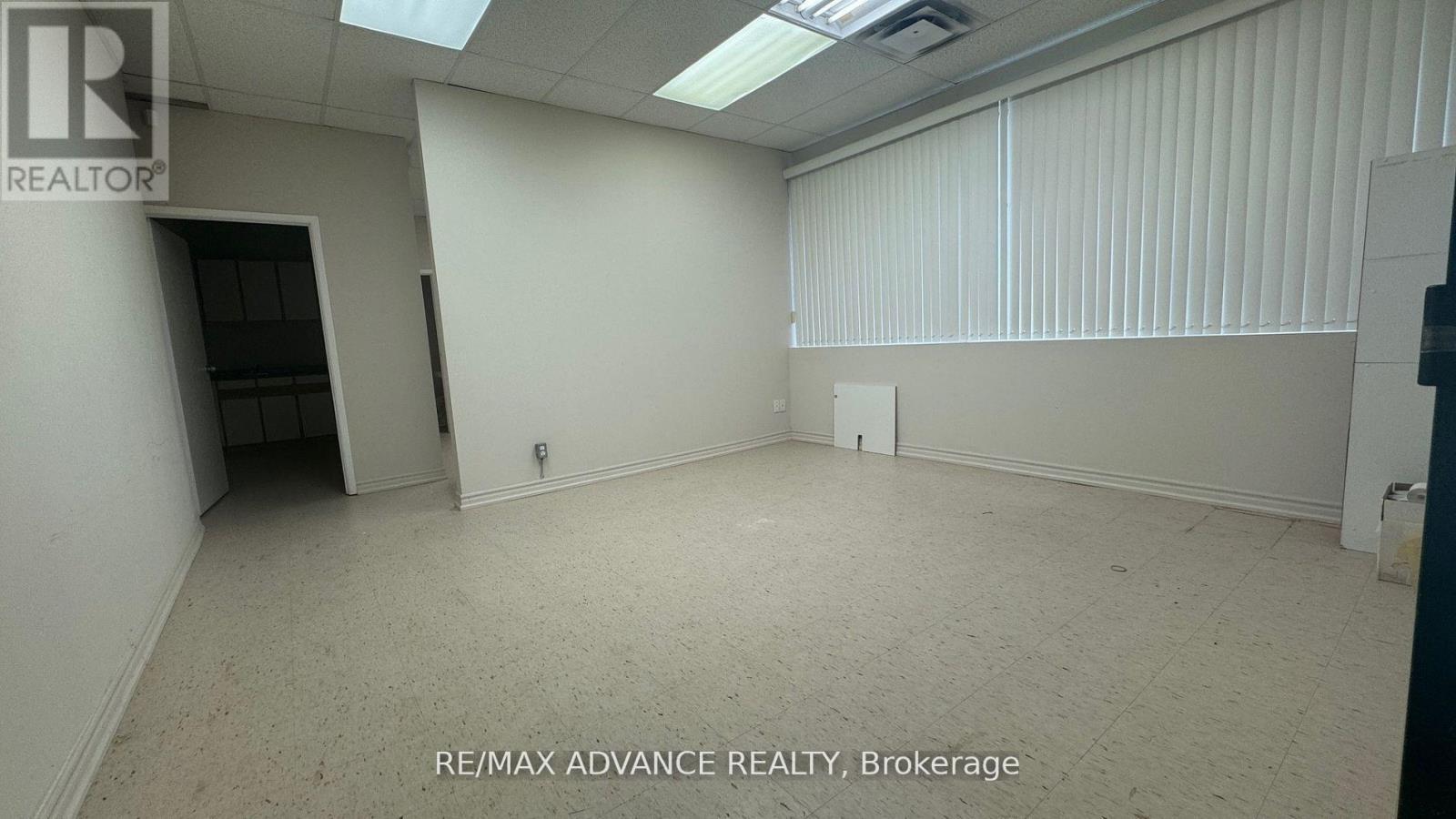 UNIT 6 – 4245 SHEPPARD AVENUE E
