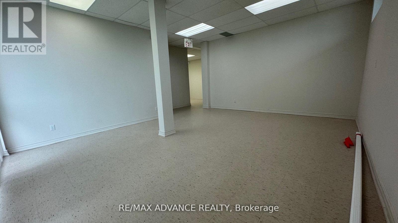 UNIT 6 – 4245 SHEPPARD AVENUE E