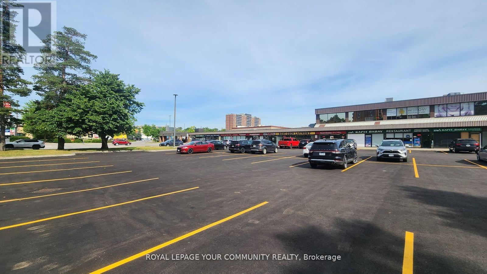 200 – 4218 LAWRENCE AVENUE E