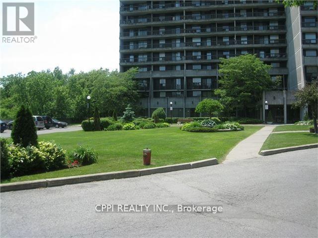 102 – 92 CHURCH STREET S
