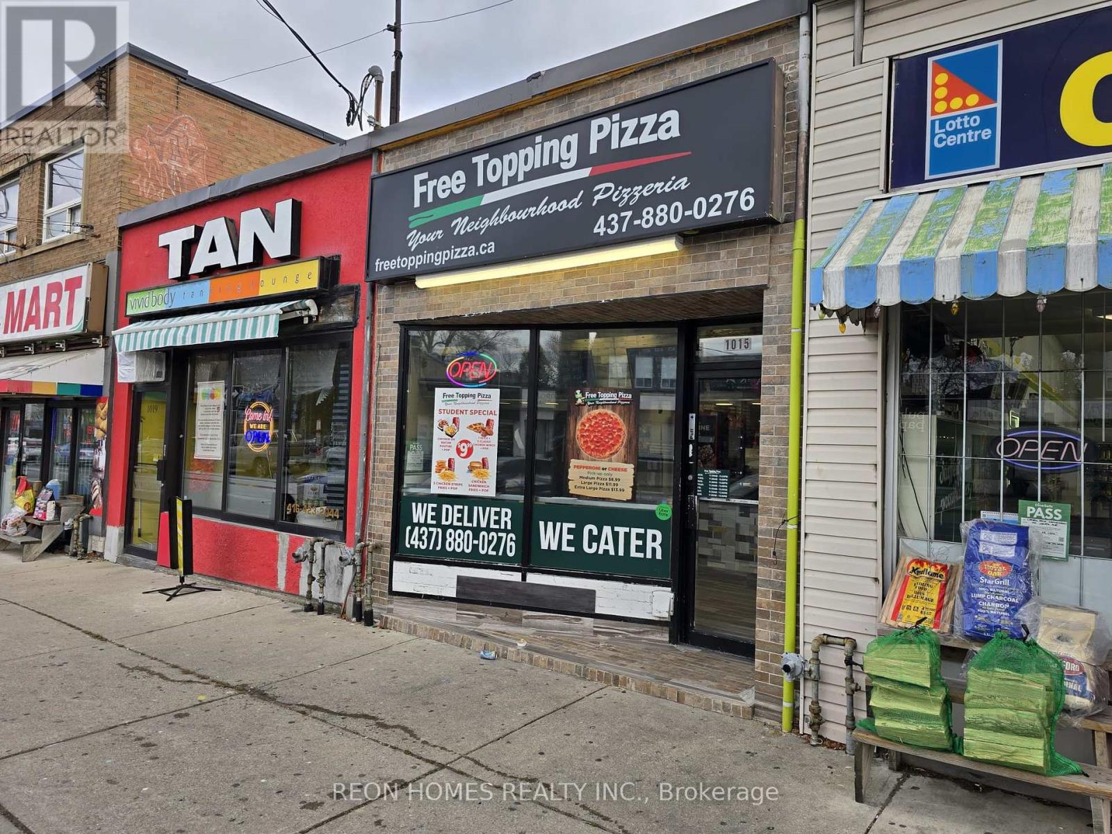 1015 COXWELL AVENUE