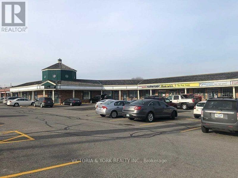3 – 1916 DUNDAS STREET E