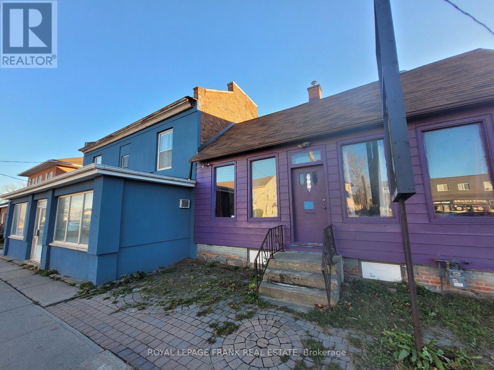 139-141 KING STREET E