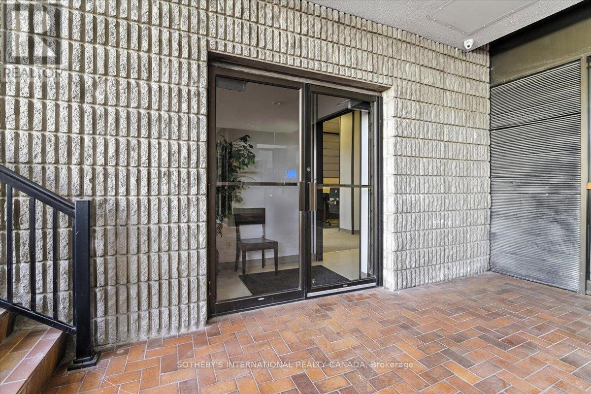 101 – 50 RICHMOND STREET E