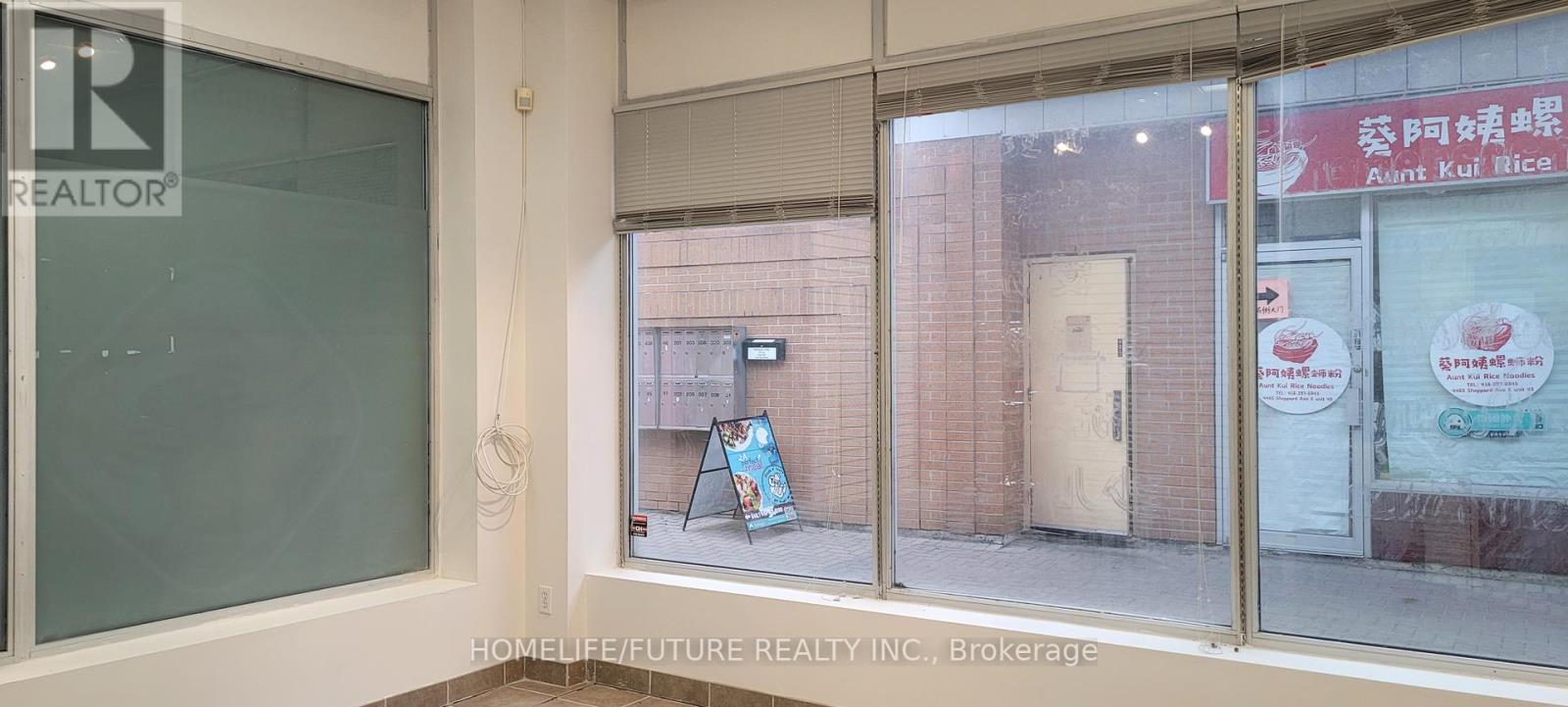 2 – 4465 SHEPPARD AVENUE E