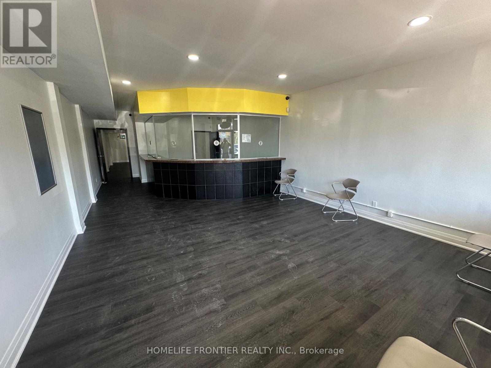 1703 VICTORIA PARK AVENUE
