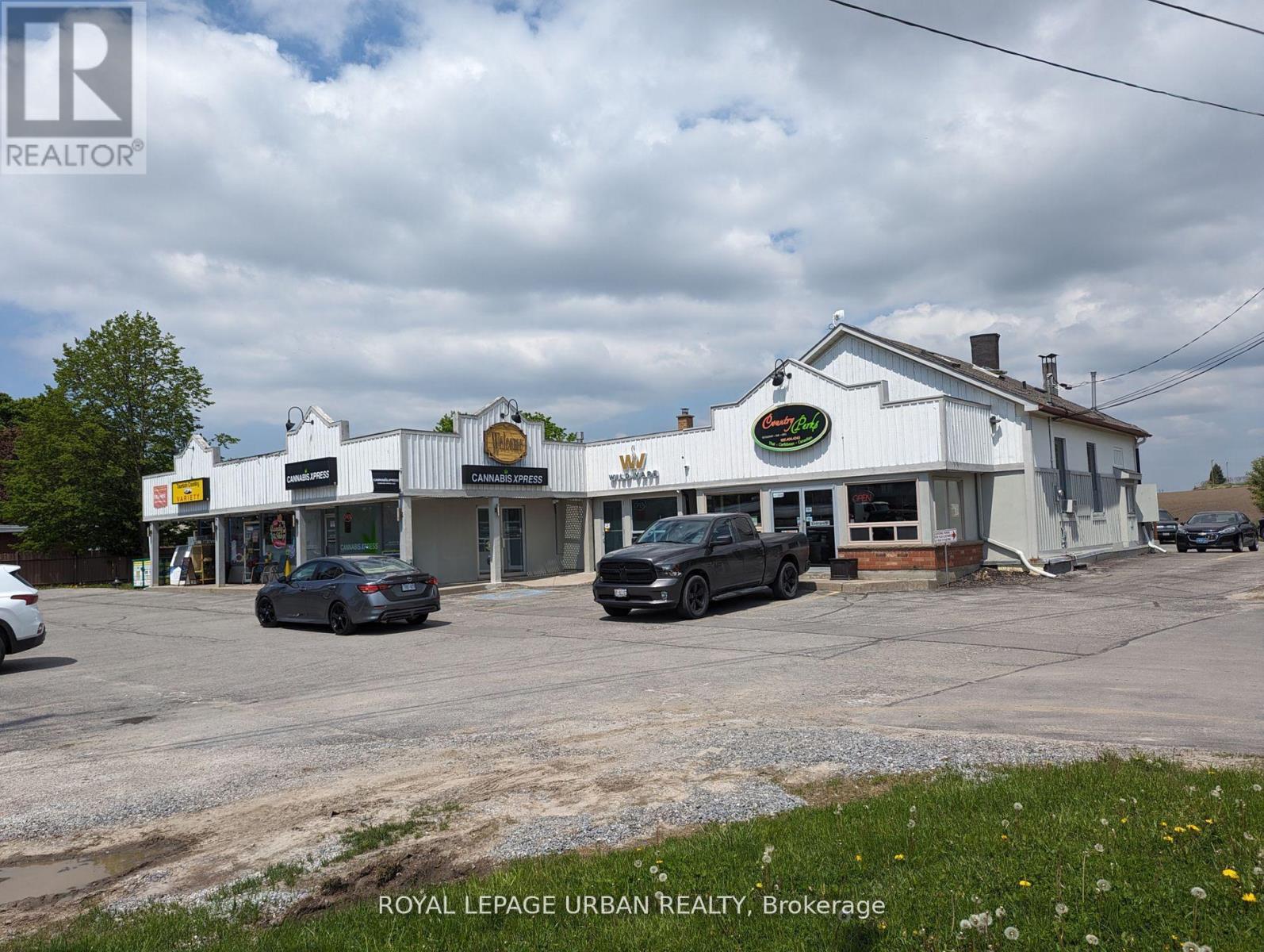 REAR – 1648 TAUNTON ROAD E