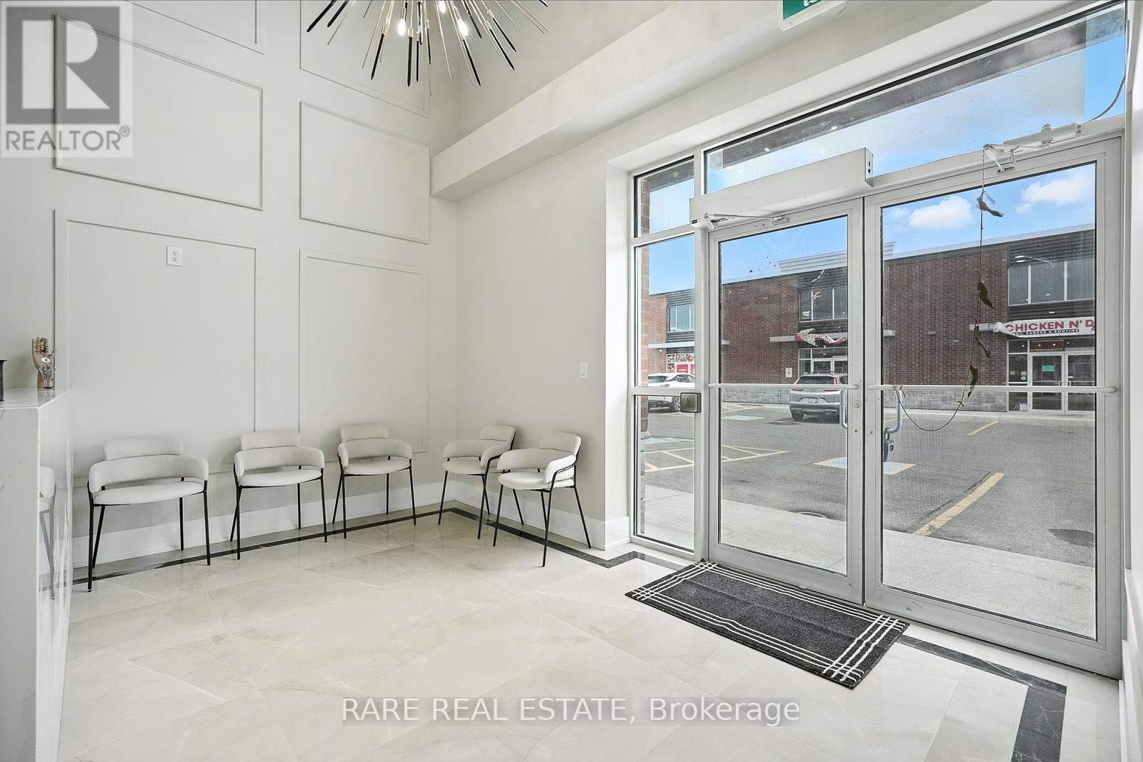 25 – OFFICE 2 – 462 TAUNTON ROAD W