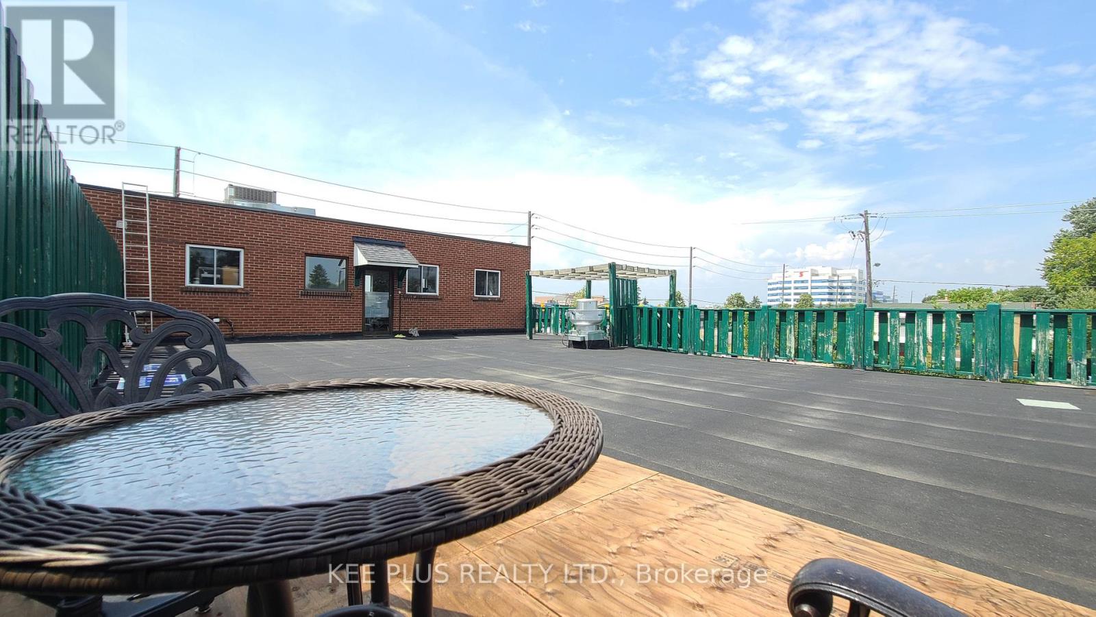 7A – 743 BIRCHMOUNT ROAD
