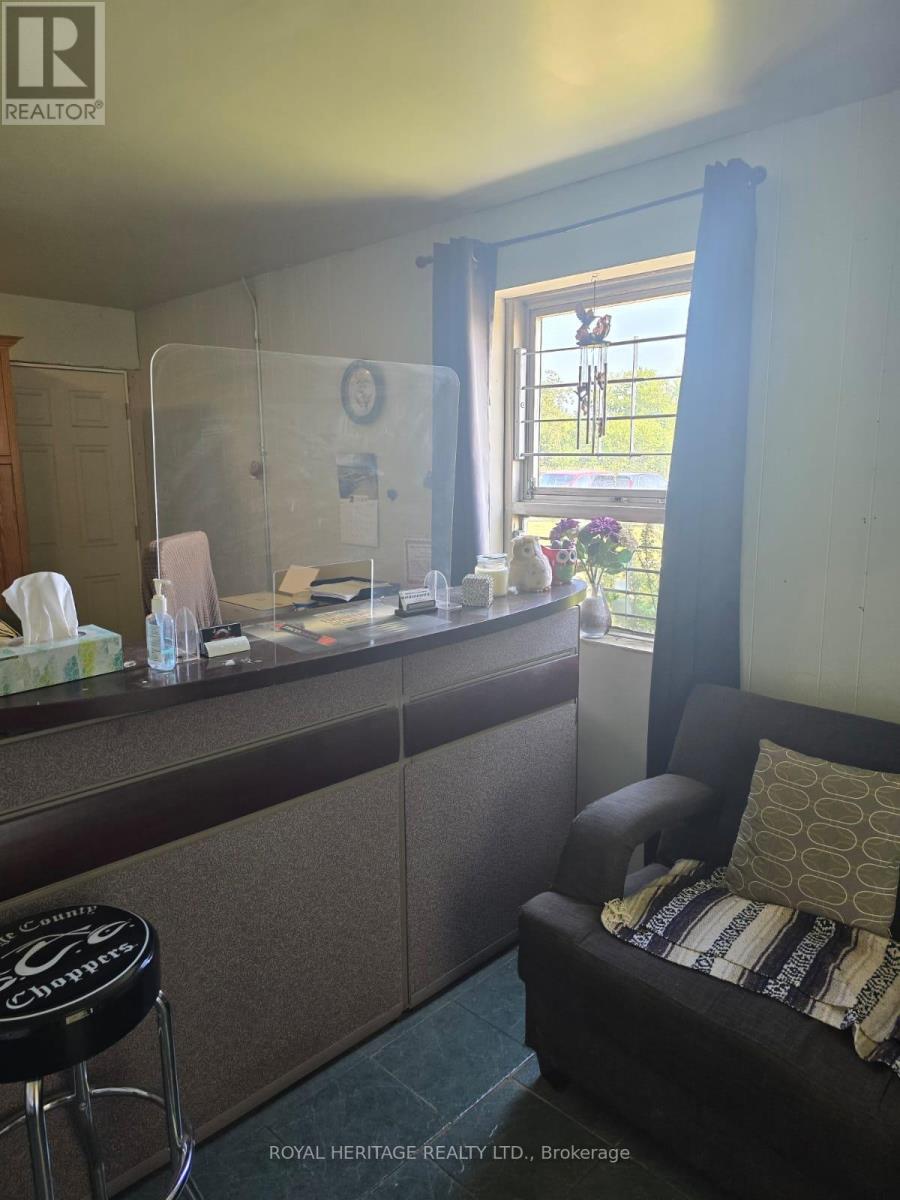 415 MACKENZIE AVENUE