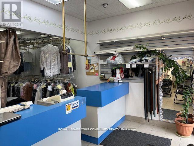 4 – 9833 KEELE STREET