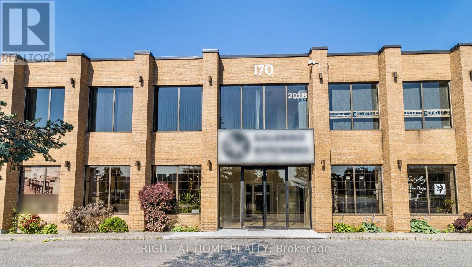 1-2 – 170 WEST BEAVER CREEK ROAD
