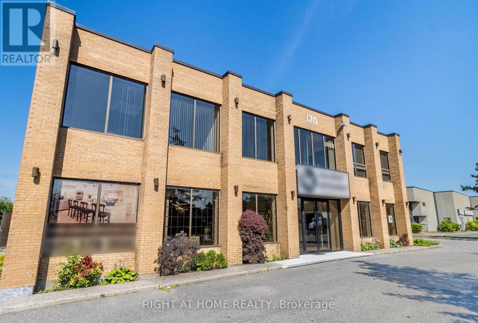 1-2 – 170 WEST BEAVER CREEK ROAD