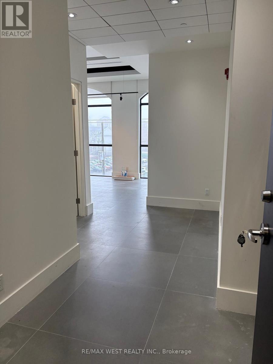 307-308 – 10376 YONGE STREET