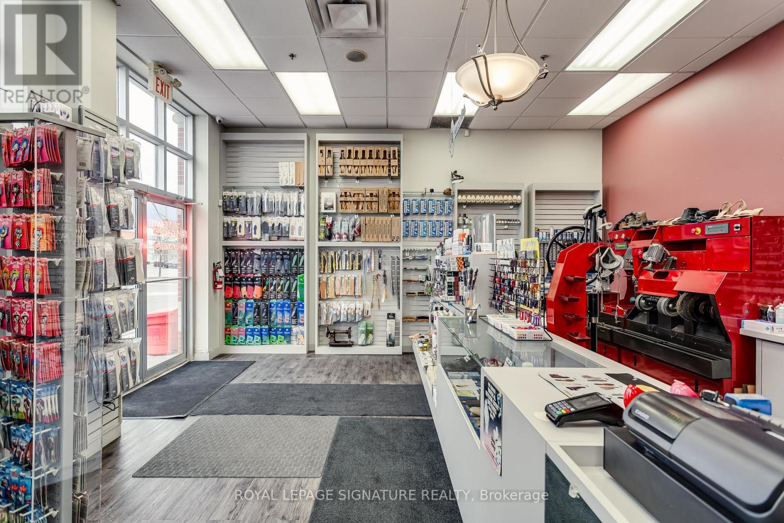 N1 – 1460 MAJOR MACKENZIE DRIVE W