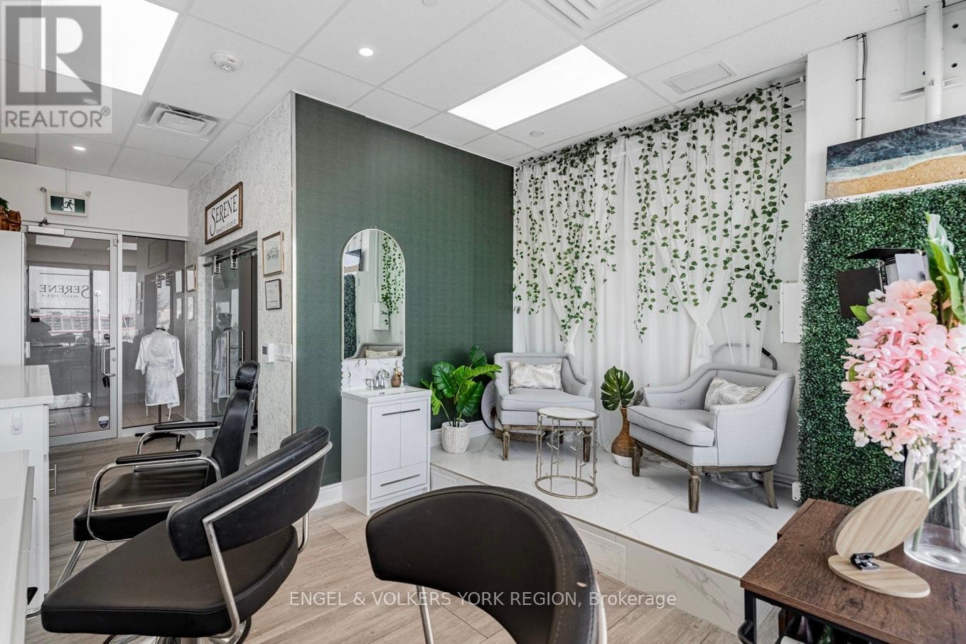 231 – 7777 WESTON ROAD