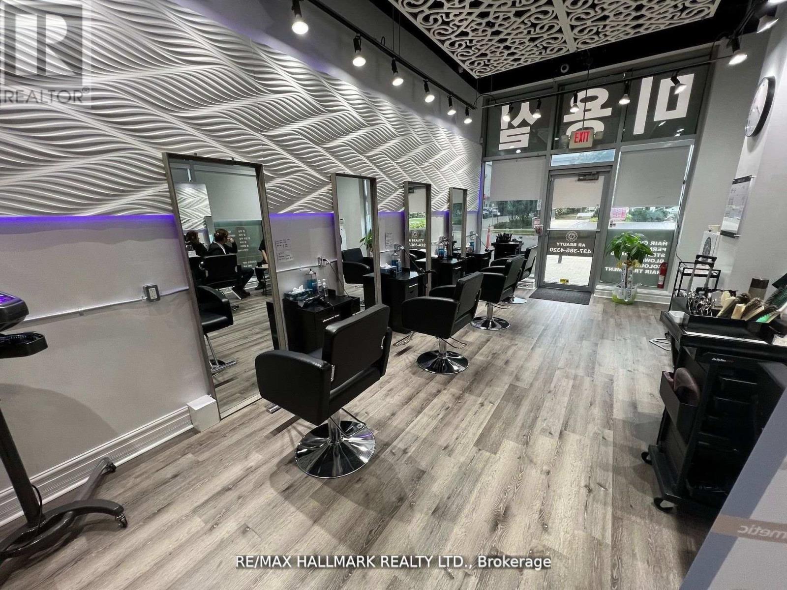 103 – 7191 YONGE STREET