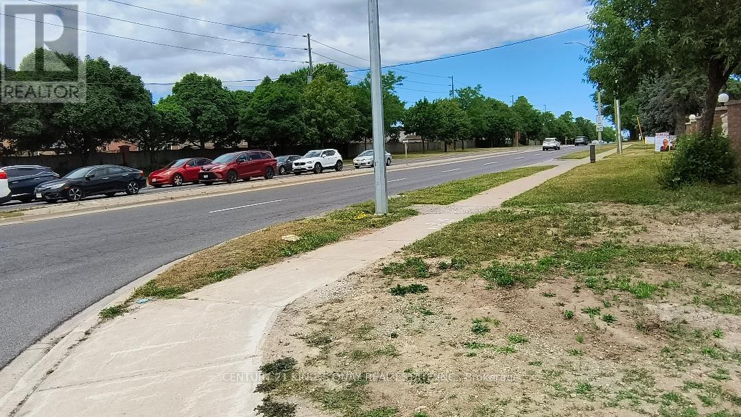 UNIT 4 – 7475 MCCOWAN ROAD
