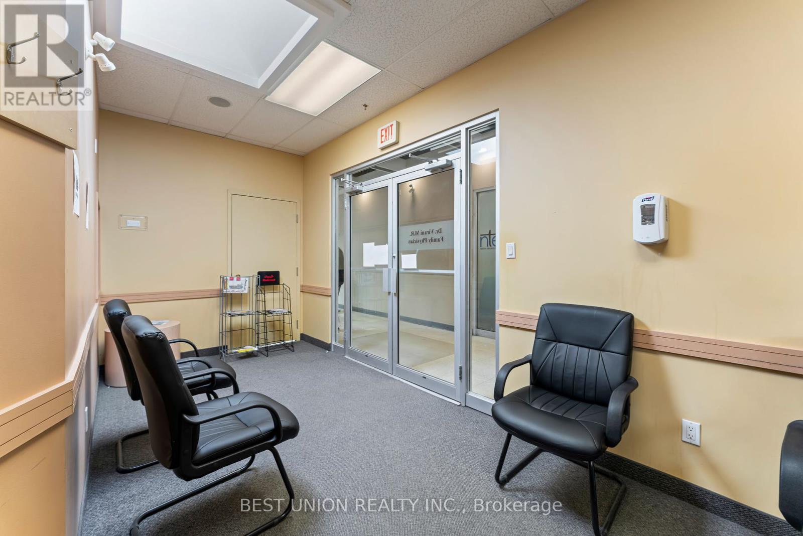 112 – 7155 WOODBINE AVENUE