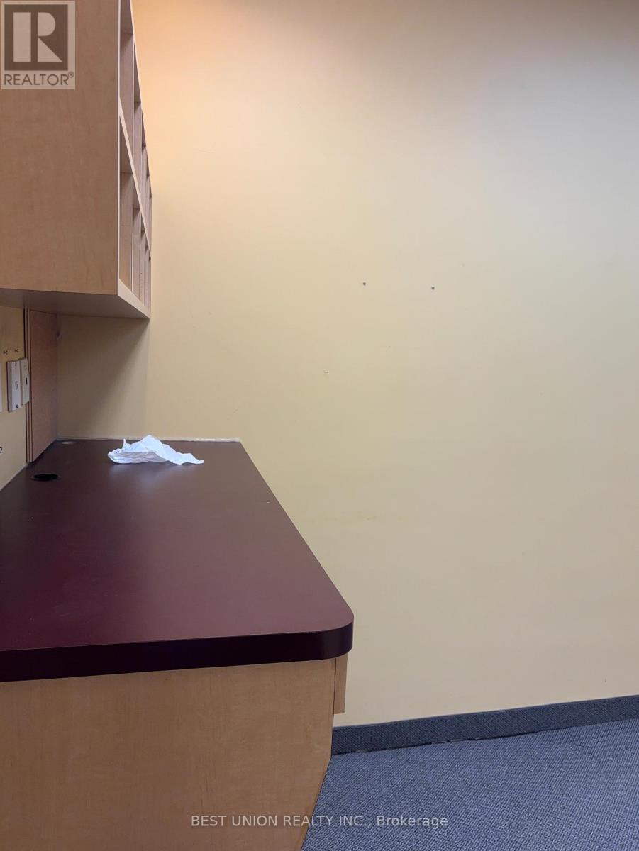 112 – 7155 WOODBINE AVENUE