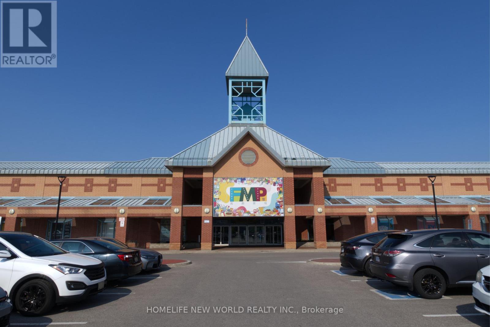 208 – 3255 HIGHWAY 7 AVENUE E