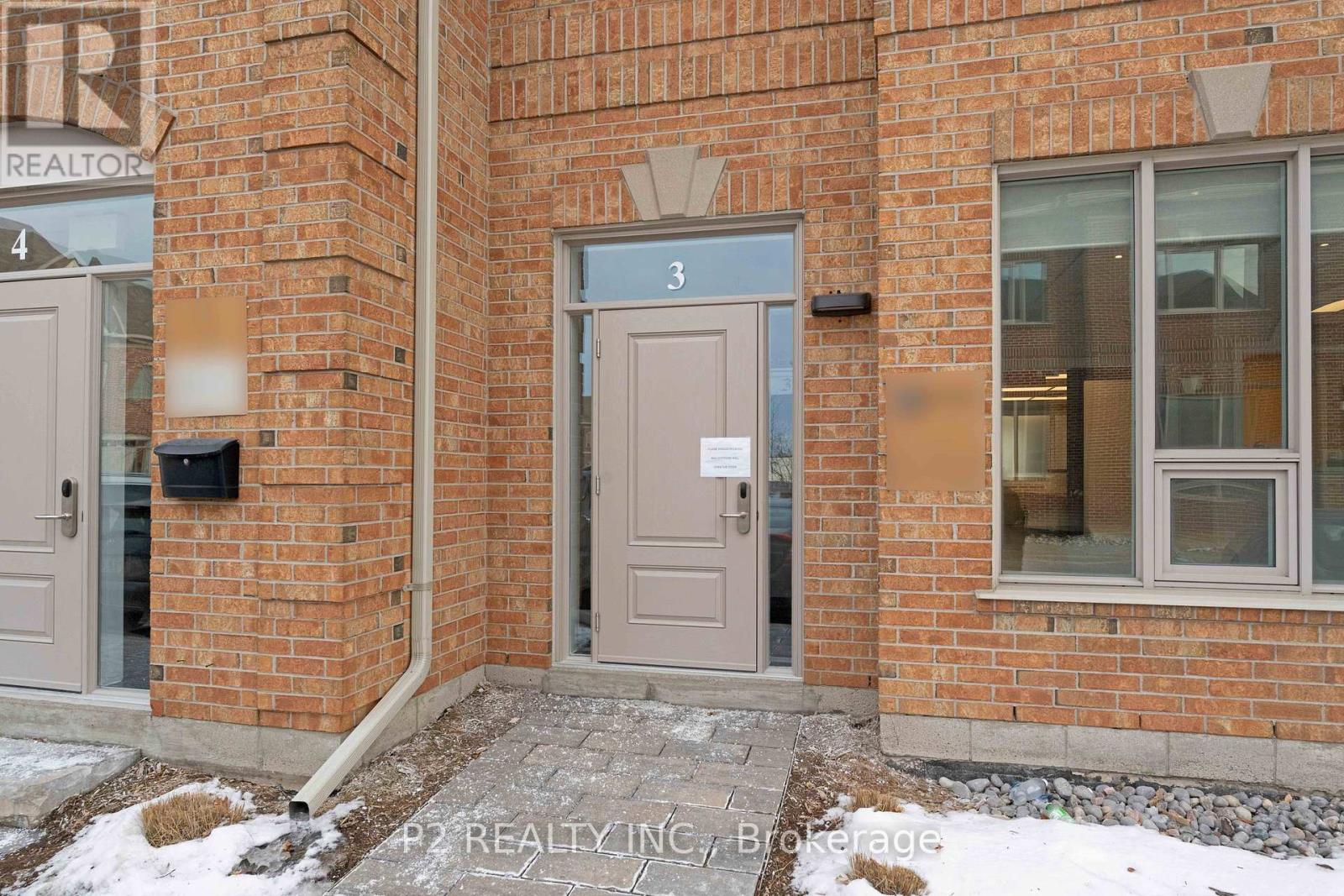 3 – 30 WERTHEIM COURT