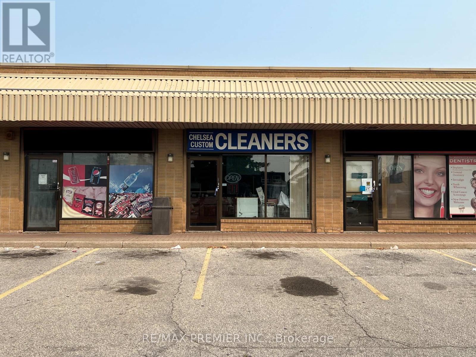 12 – 7007 ISLINGTON AVENUE