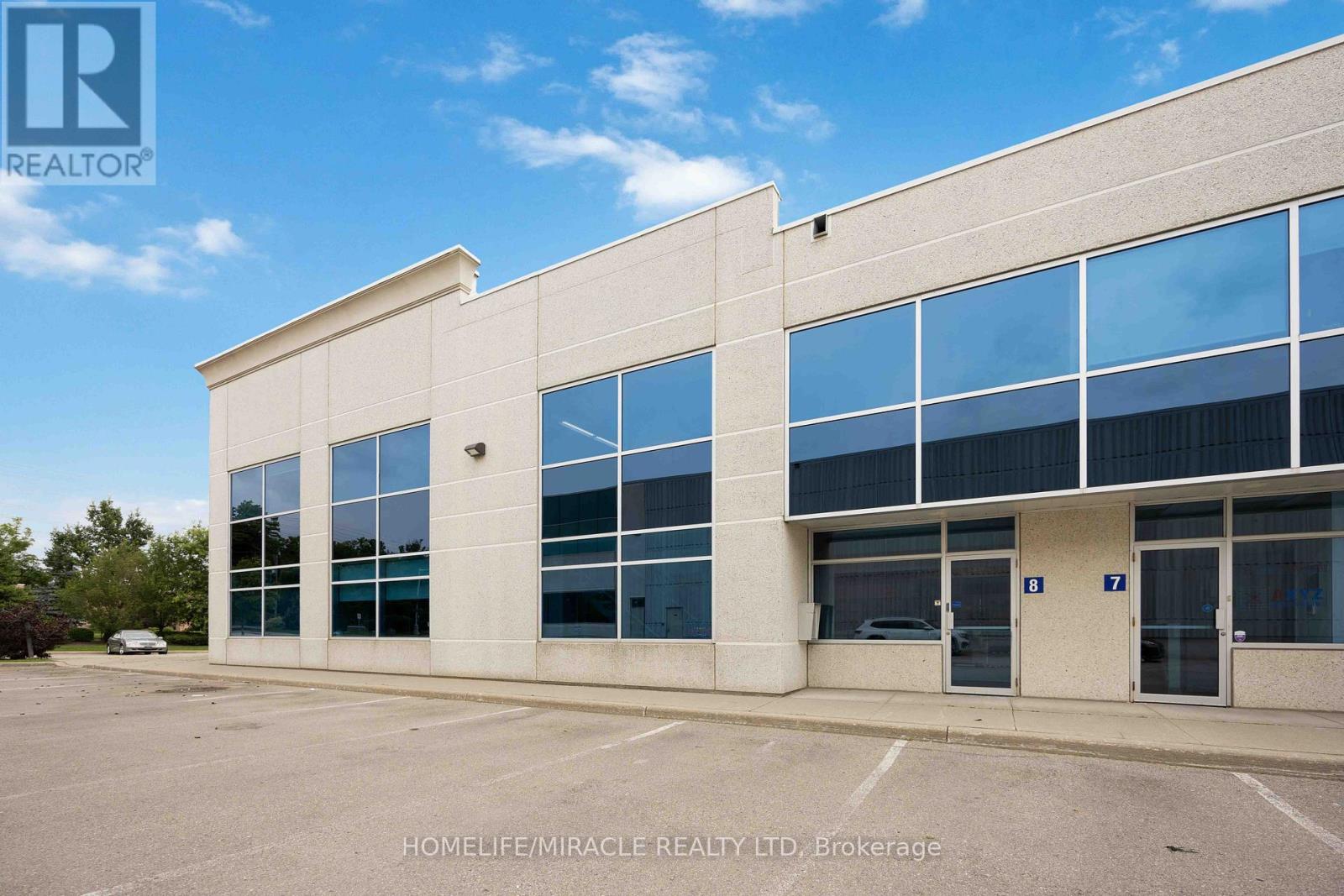 8 – 8888 KEELE STREET