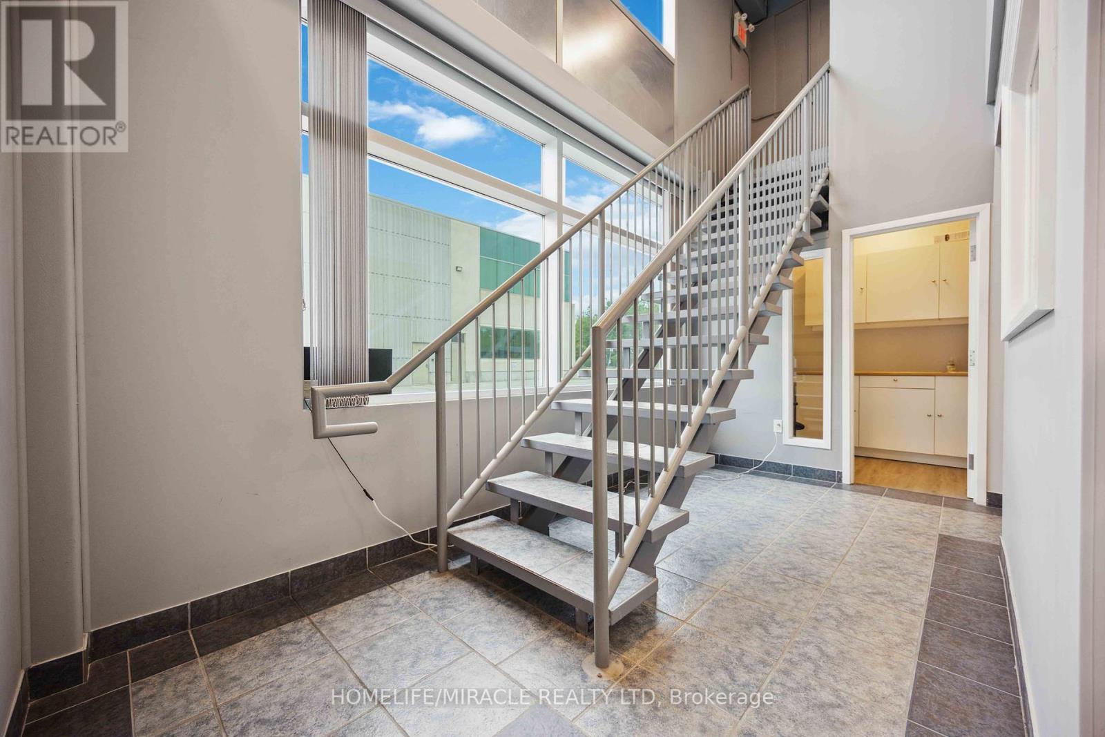 8 – 8888 KEELE STREET