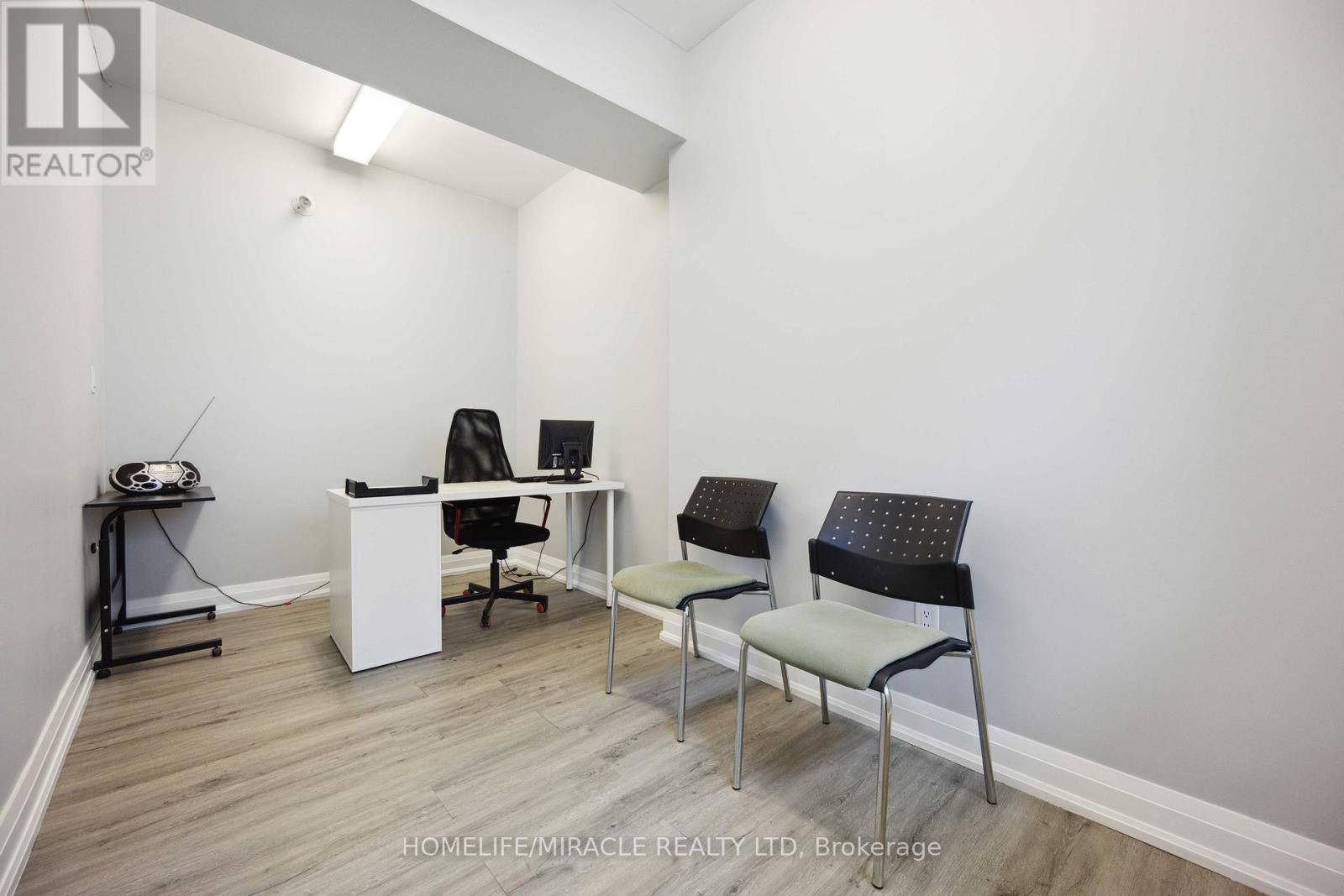 8 – 8888 KEELE STREET