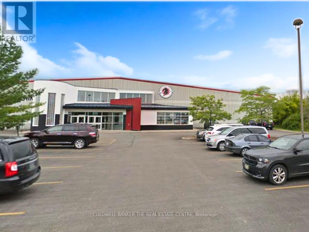 MAIN FL ROOM – 650 EDWARD AVENUE