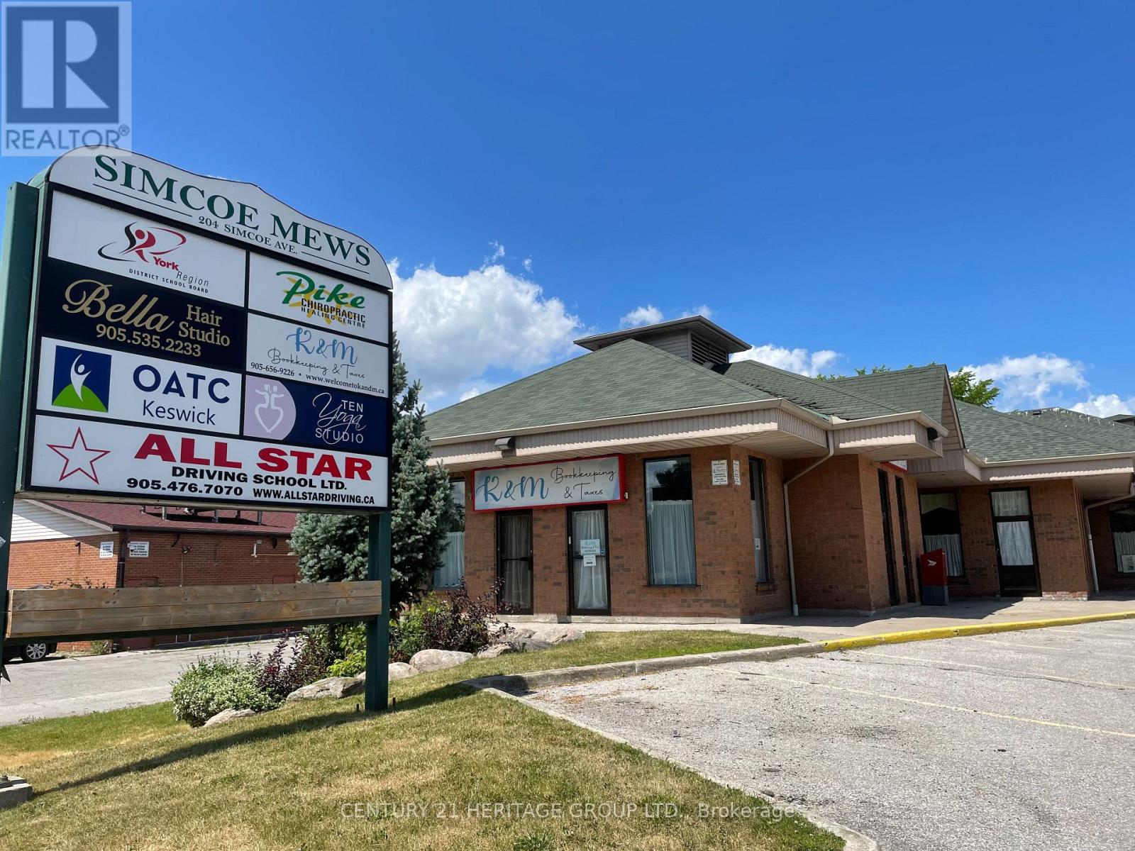 3-7 – 204 SIMCOE AVENUE